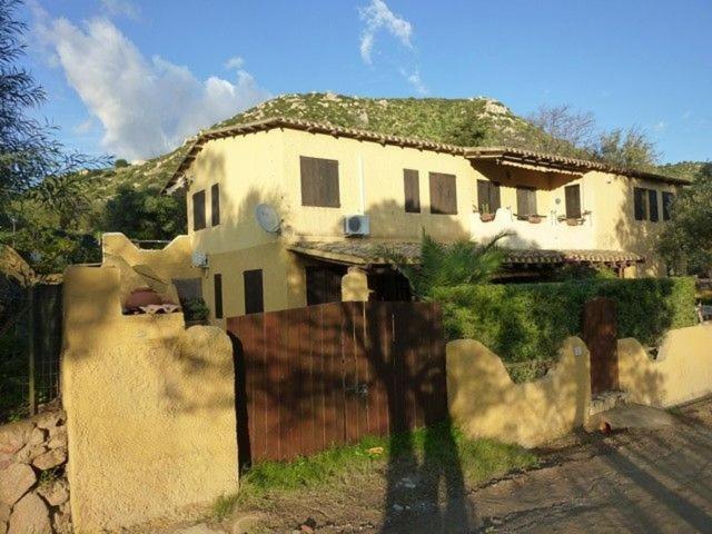 Casa Vacanza In Sardegna Wi-Fi Free Торре-делле-Стелле Экстерьер фото